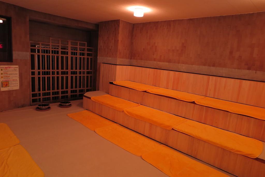 Sauna And Capsule Hotel Hollywood Okayama Rom bilde